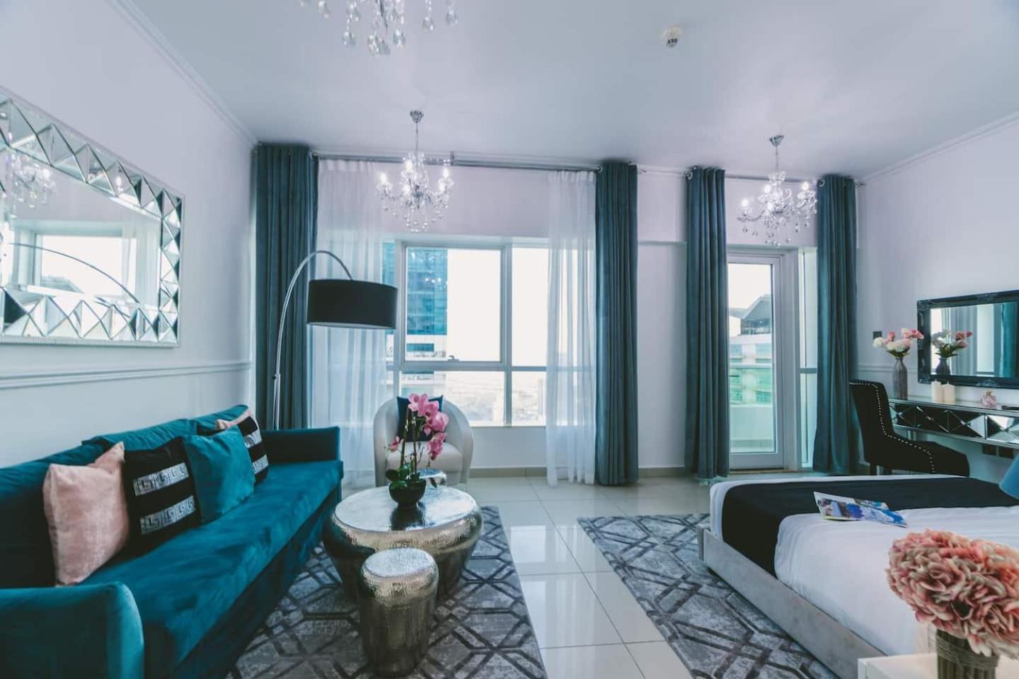 Pristine Apartment Sunrise View At 51St Dubai Eksteriør billede